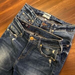 BUNDLE of 2 Skinny Jeans TRUE RELIGION S26 & UMGEE S28